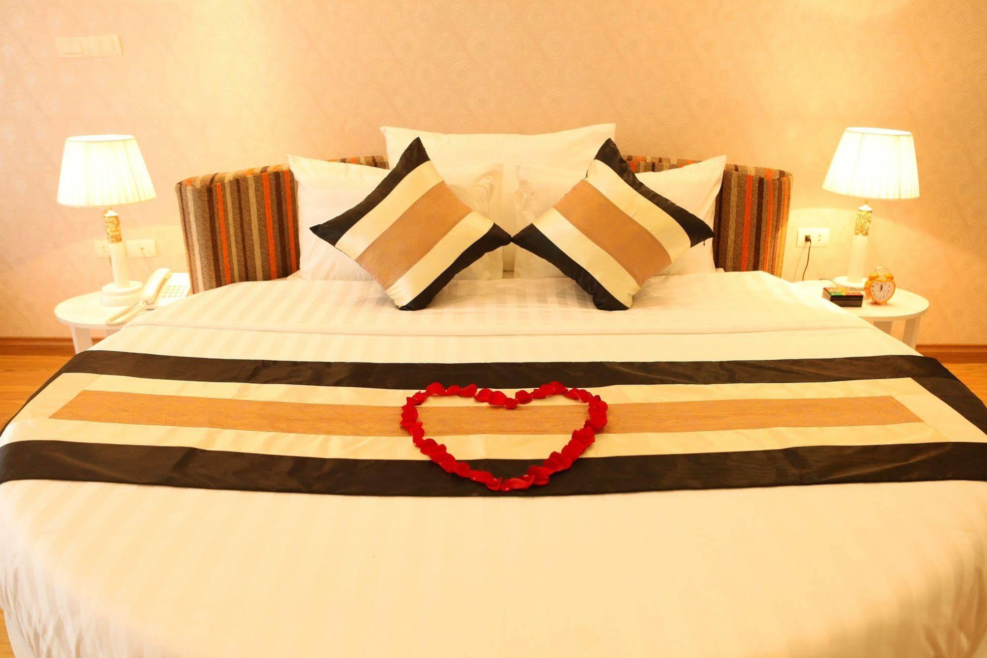 Splendid Star Suites Hotel Hanoi Pokój zdjęcie
